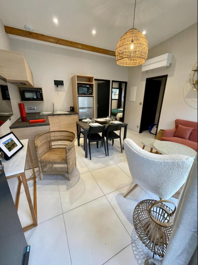 Ferienwohnung Domaine Le Vaxergues Saint-Affrique Exterior foto